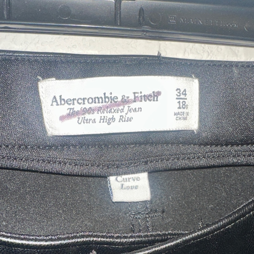 Abercrombie &‎ Fitch Black Straight Leg Pants - Picture 2 of 8